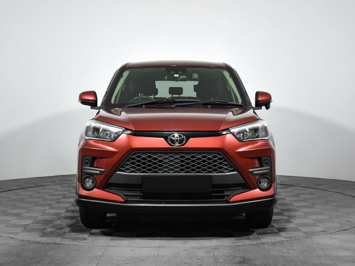 Toyota Raize с пробегом — 2021 год. Фото: #1