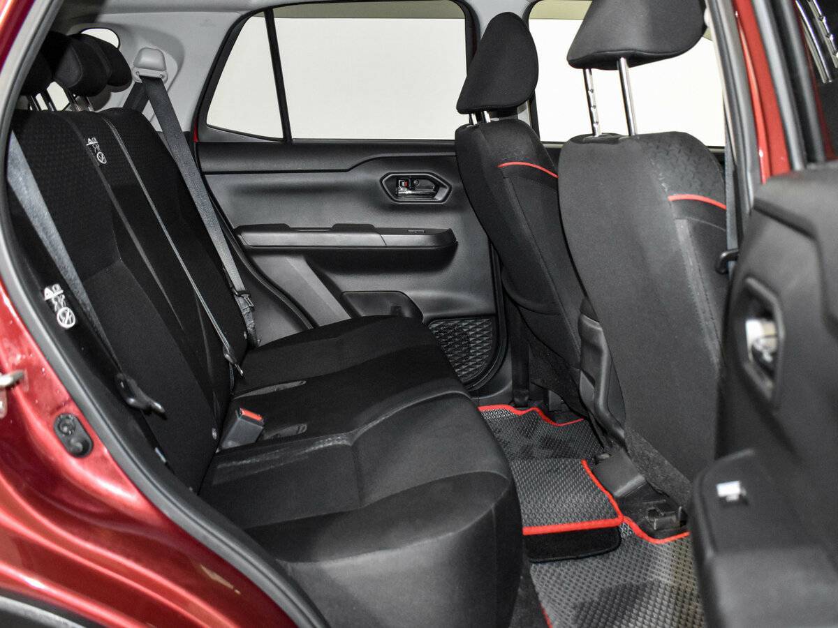 Toyota Raize с пробегом — 2021 год. Фото: #11