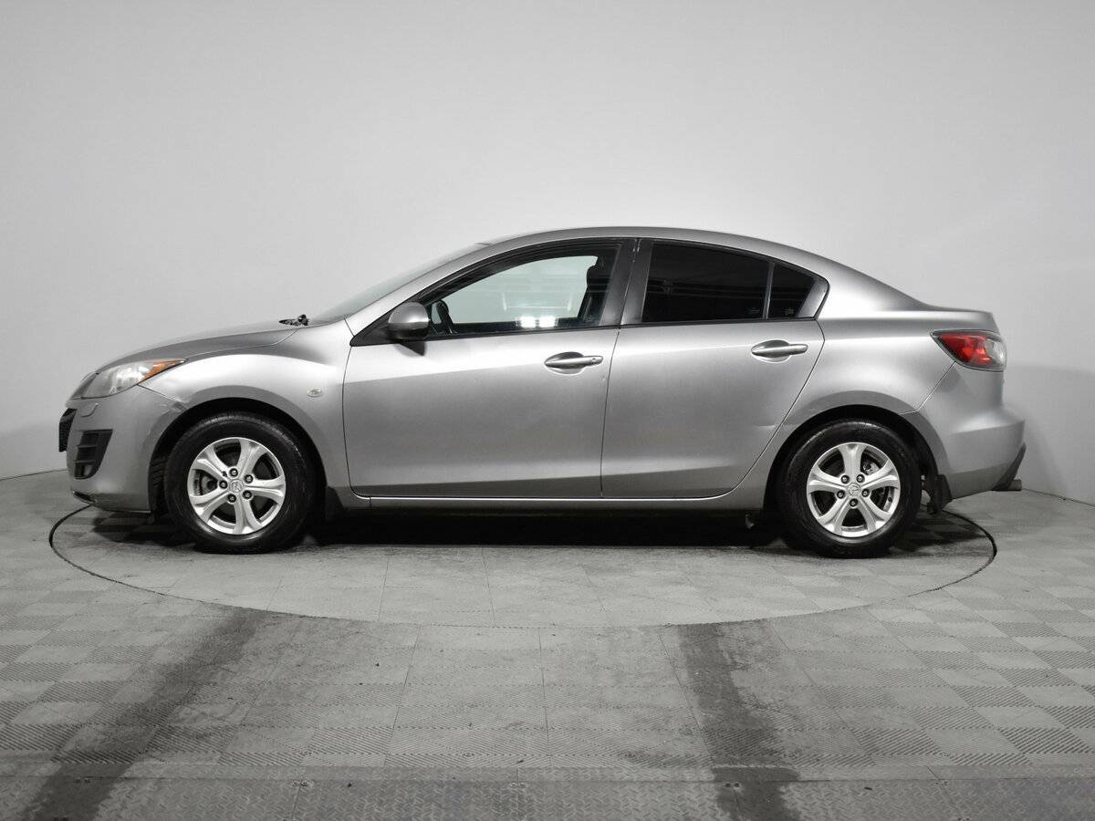 Mazda 3 с пробегом — 2011 год. Фото: #7