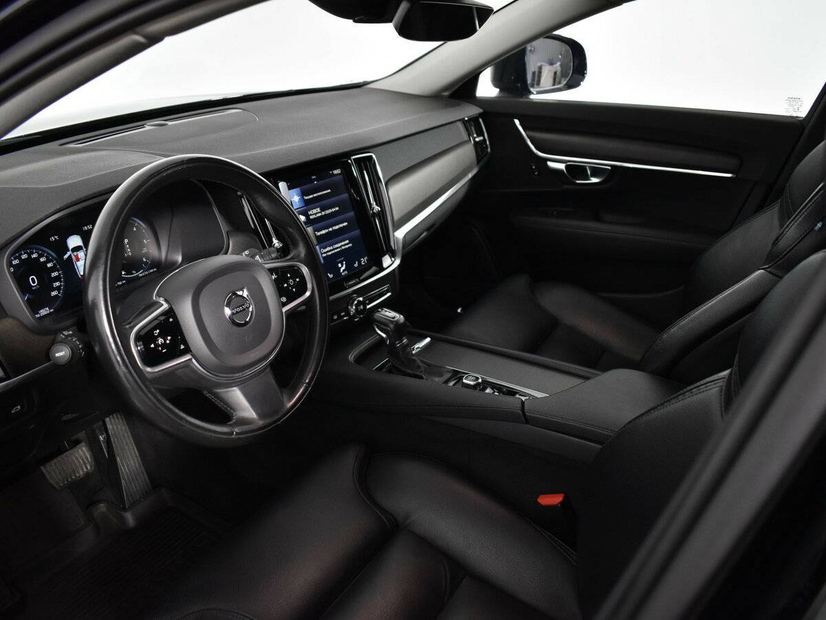 Volvo V90 Cross Country с пробегом — 2017 год. Фото: #8