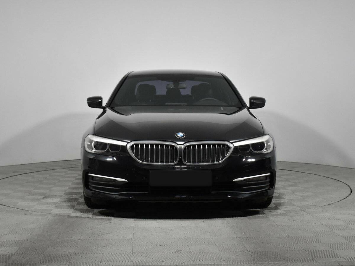 BMW 5 серии с пробегом — 2020 год. Фото: #1