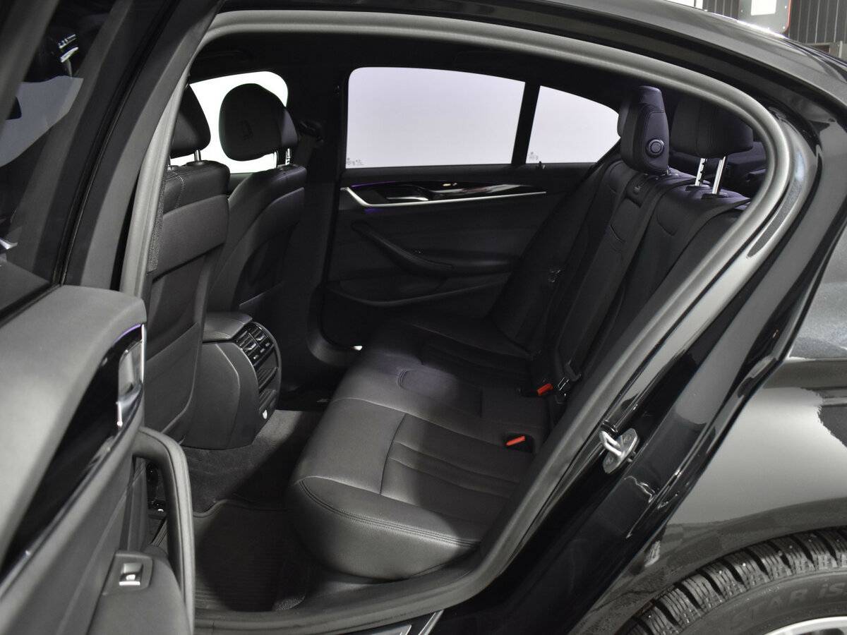 BMW 5 серии с пробегом — 2020 год. Фото: #10