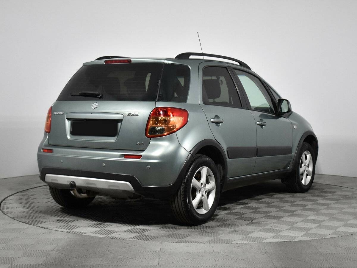 Suzuki SX4 с пробегом — 2011 год. Фото: #4