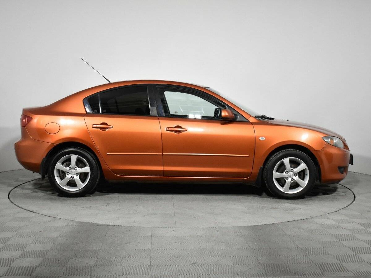 Mazda 3 с пробегом — 2004 год. Фото: #3
