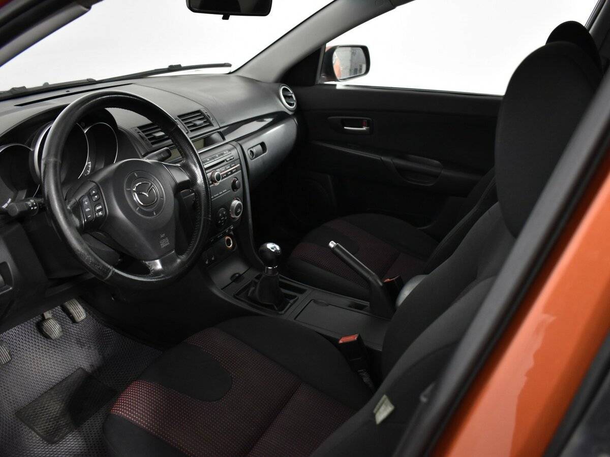 Mazda 3 с пробегом — 2004 год. Фото: #8