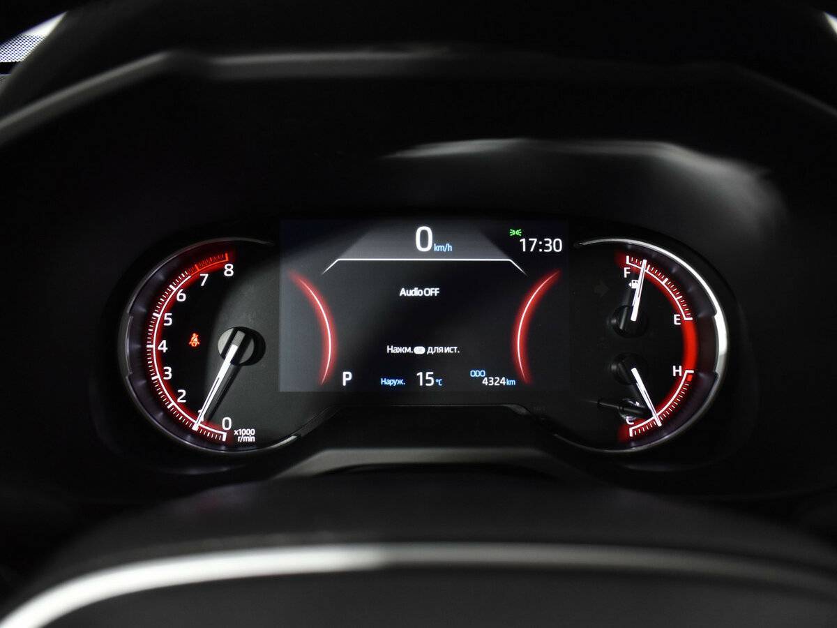 Toyota RAV4 с пробегом — 2022 год. Фото: #14