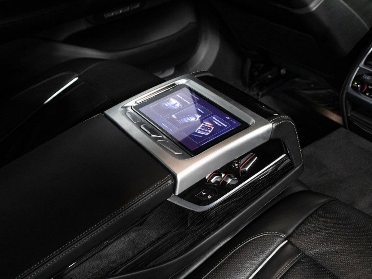 BMW 7 серии с пробегом — 2016 год. Фото: #30