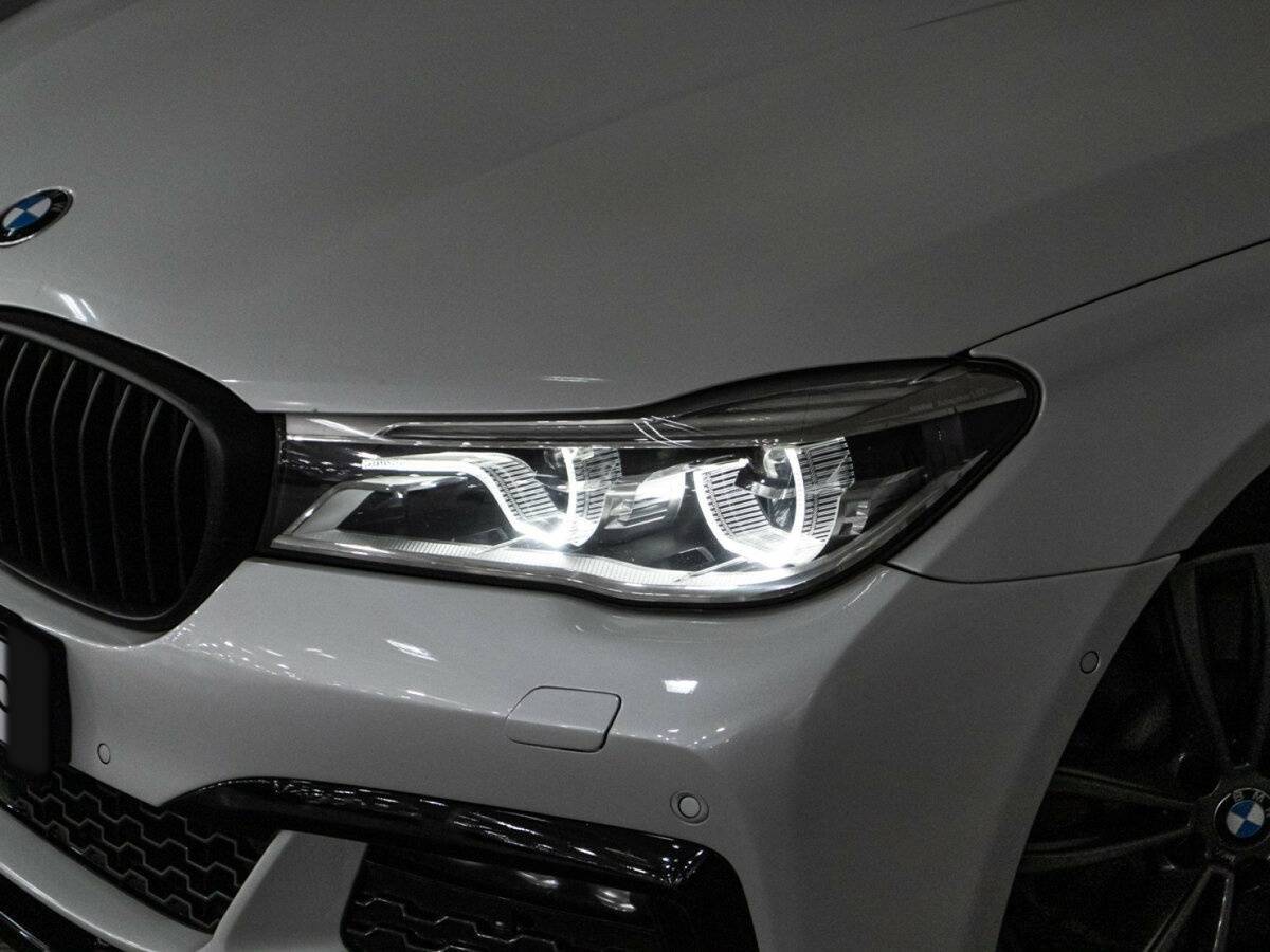 BMW 7 серии с пробегом — 2016 год. Фото: #35