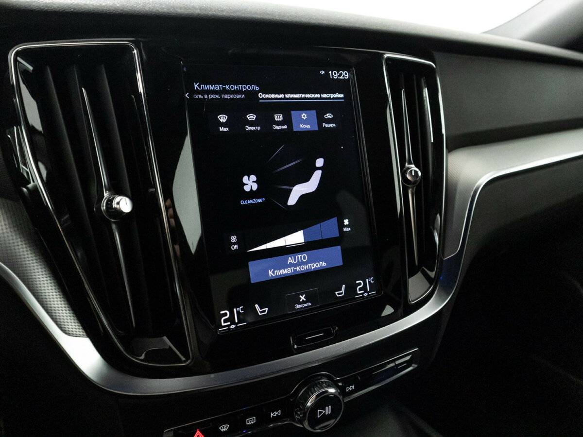 Volvo S60 с пробегом — 2019 год. Фото: #18