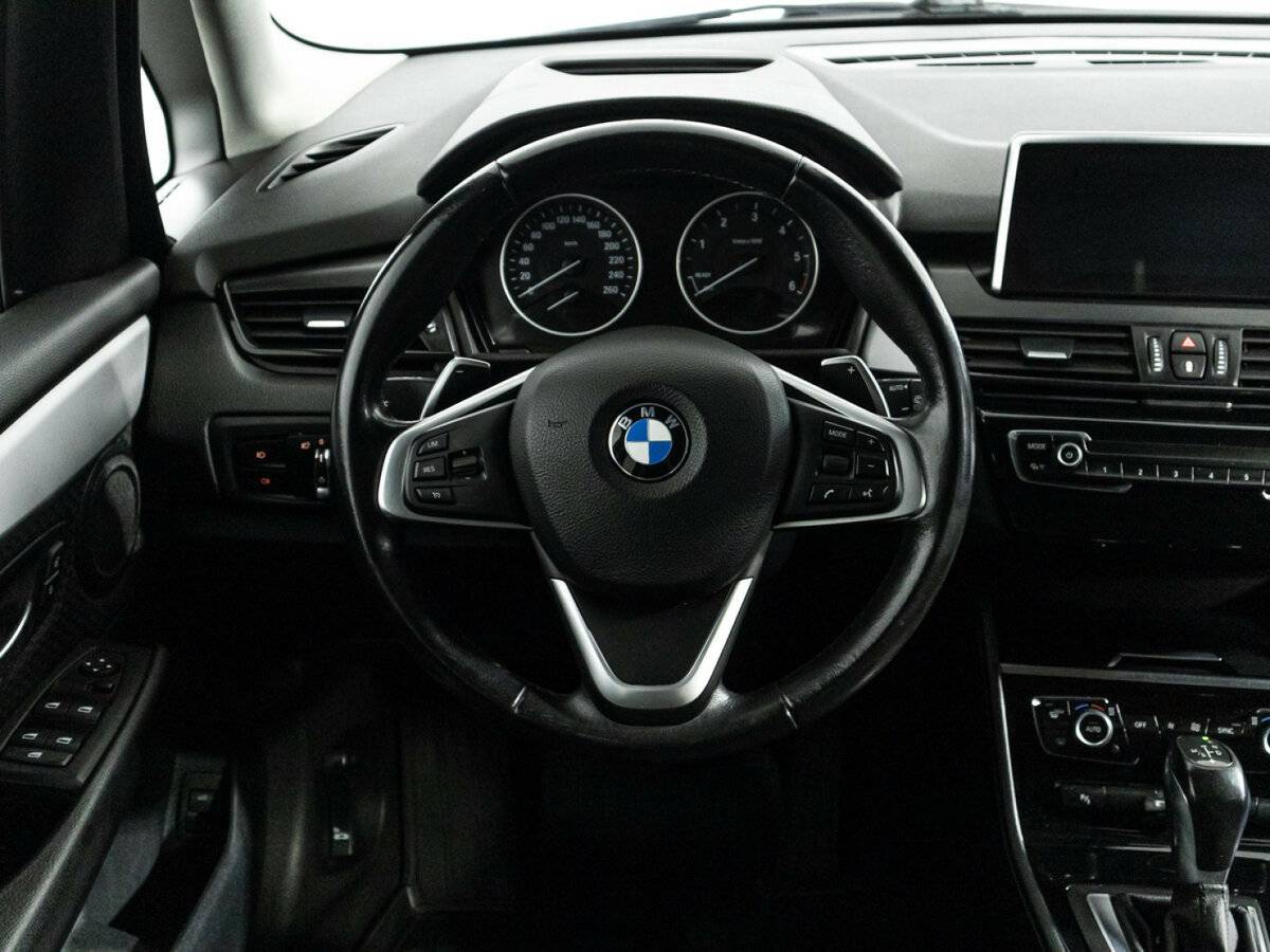 BMW 2 серии Active Tourer с пробегом — 2015 год. Фото: #21