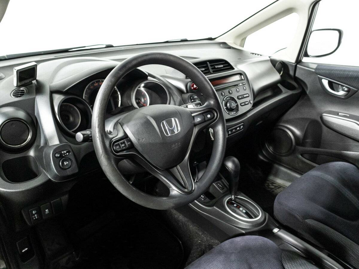 Honda Jazz с пробегом — 2011 год. Фото: #10