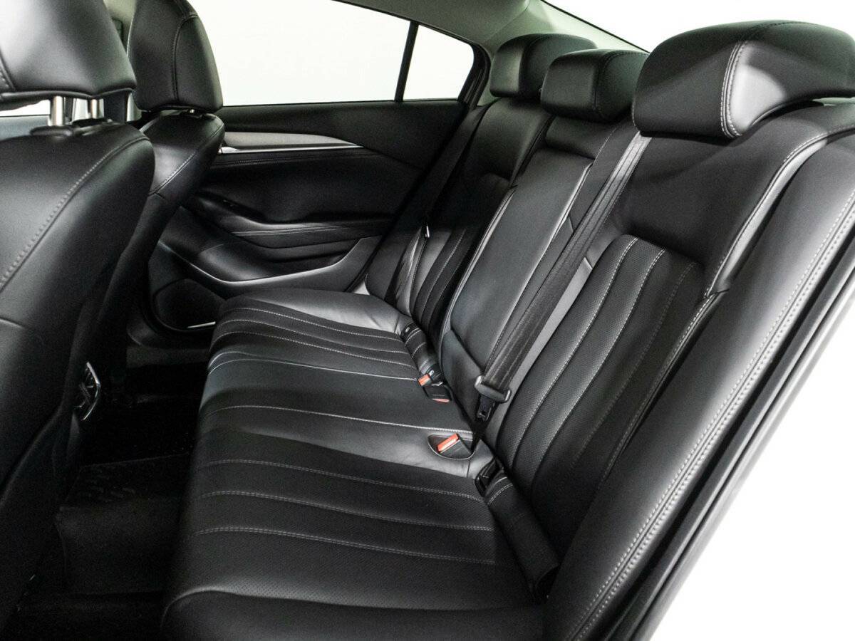 Mazda 6 с пробегом — 2021 год. Фото: #9