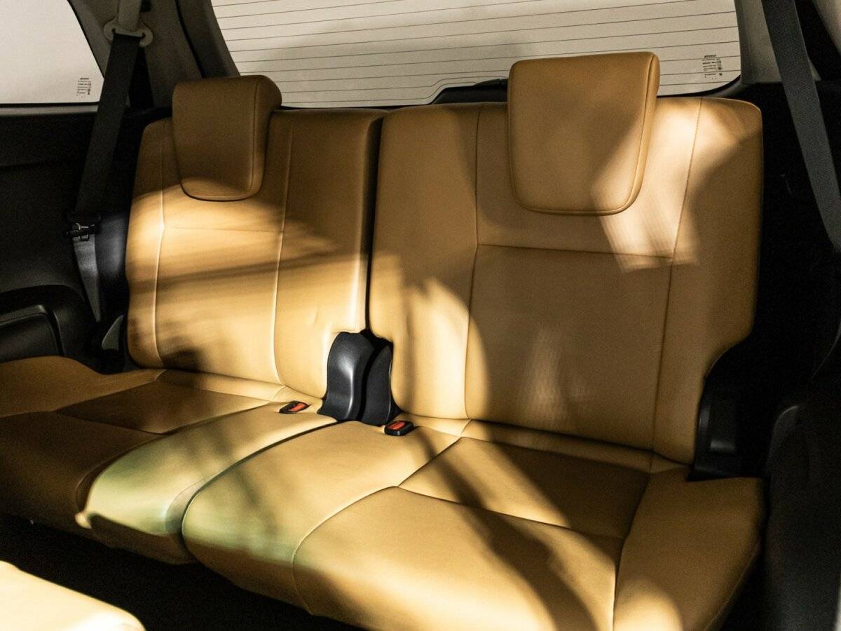 Toyota Fortuner с пробегом — 2019 год. Фото: #16