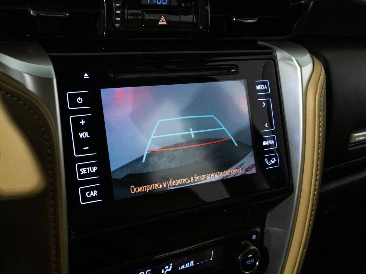 Toyota Fortuner с пробегом — 2019 год. Фото: #20