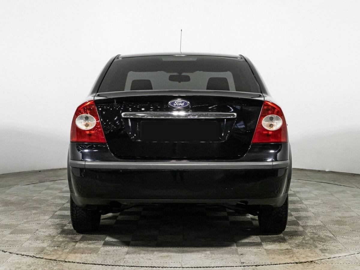 Ford Focus с пробегом — 2007 год. Фото: #5