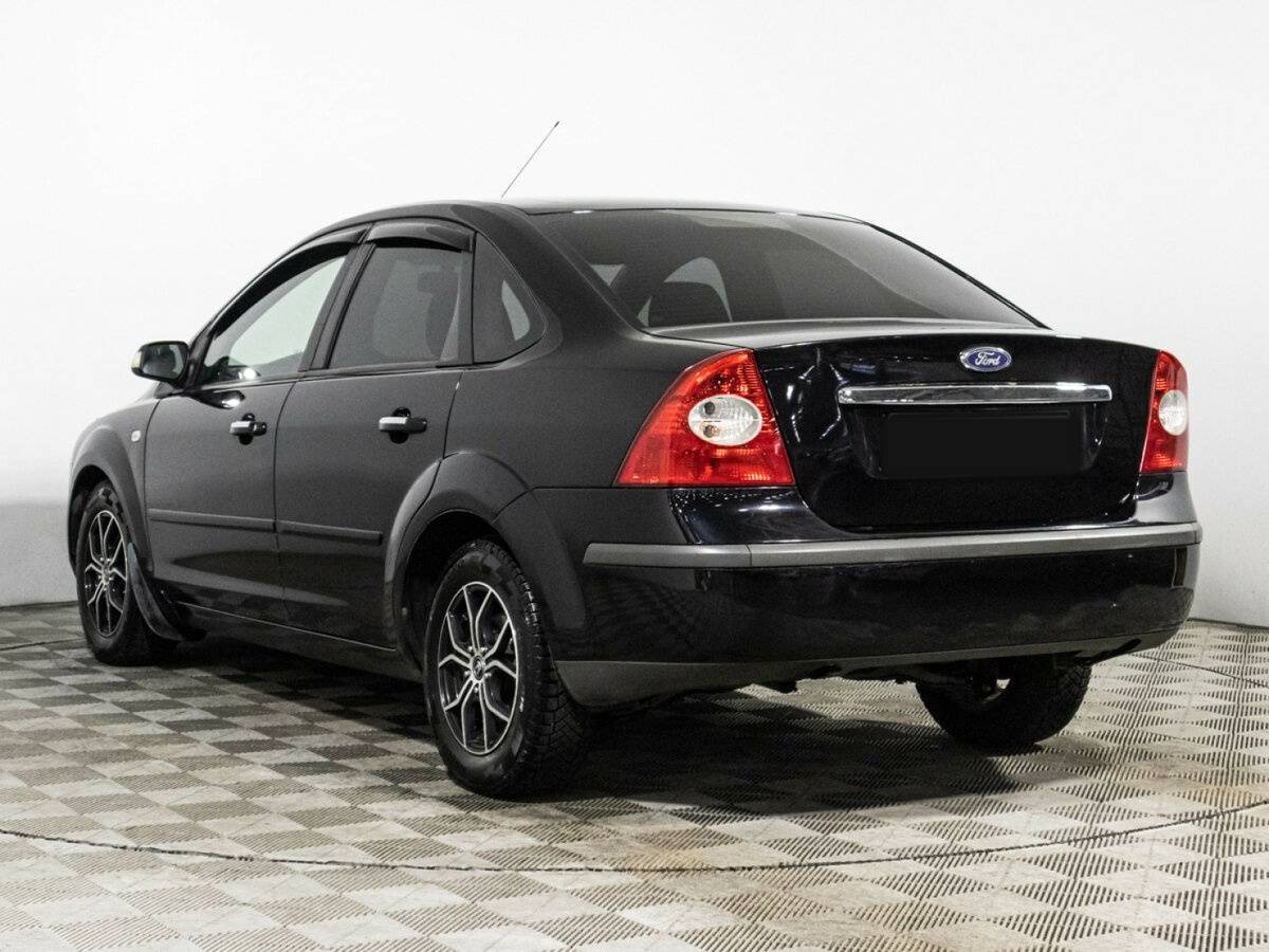Ford Focus с пробегом — 2007 год. Фото: #6