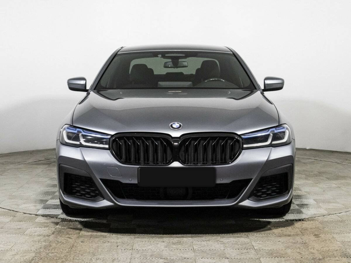 BMW 5 серии с пробегом — 2020 год. Фото: #1