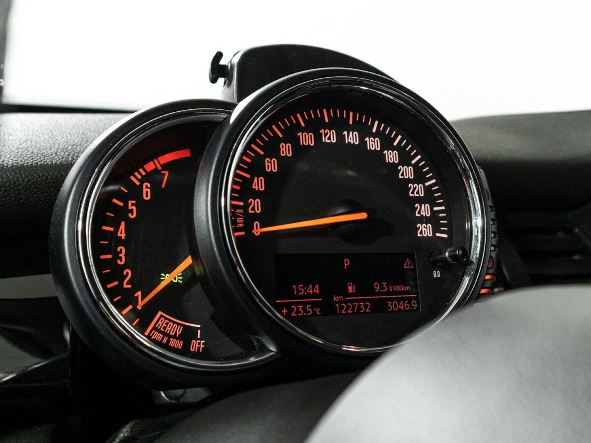 Mini Hatch с пробегом — 2014 год. Фото: #11