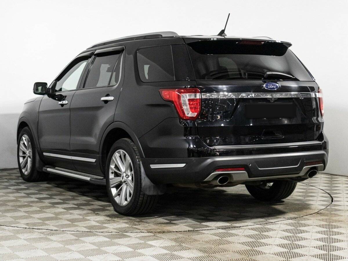 Ford Explorer с пробегом — 2018 год. Фото: #6