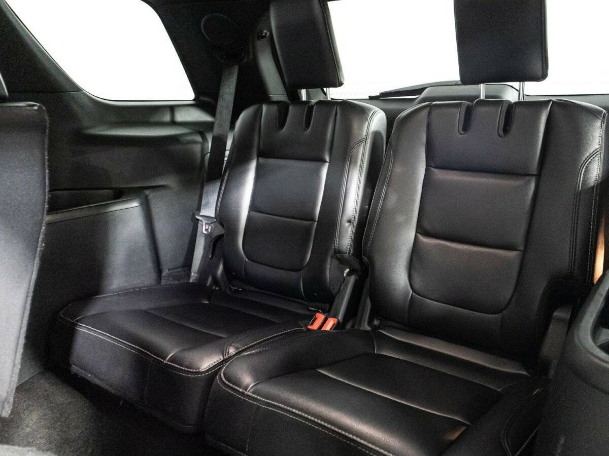 Ford Explorer с пробегом — 2018 год. Фото: #14