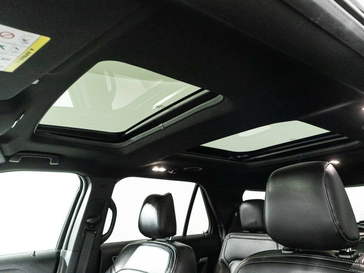 Ford Explorer с пробегом — 2018 год. Фото: #24