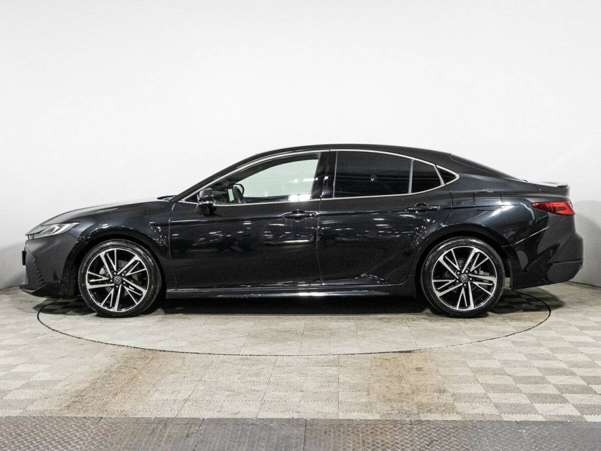 Toyota Camry с пробегом — 2024 год. Фото: #7