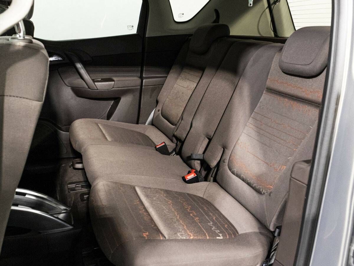 Opel Meriva с пробегом — 2012 год. Фото: #9