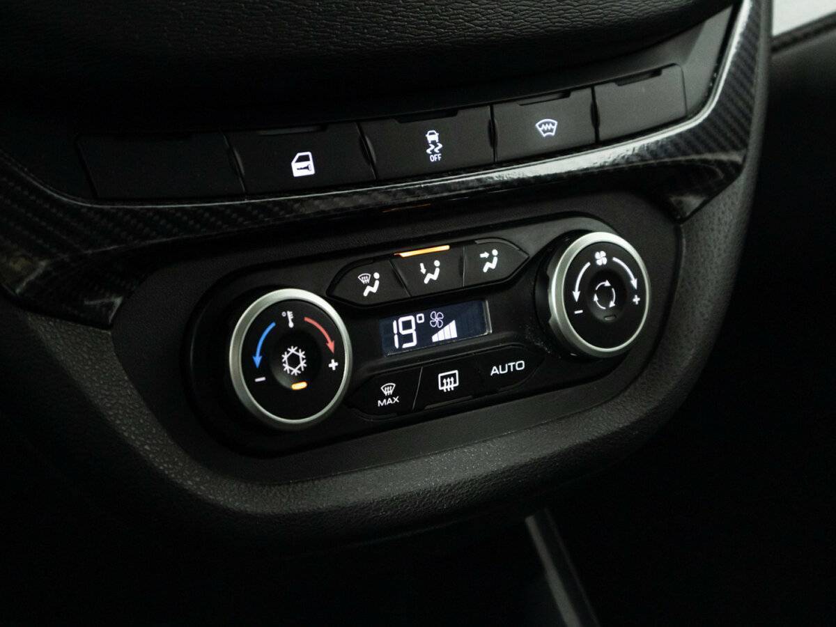 Lada (ВАЗ) Vesta с пробегом — 2021 год. Фото: #17