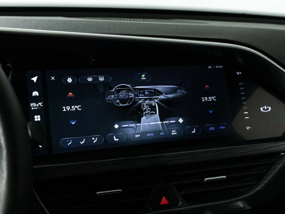 Geely Tugella с пробегом — 2023 год. Фото: #21