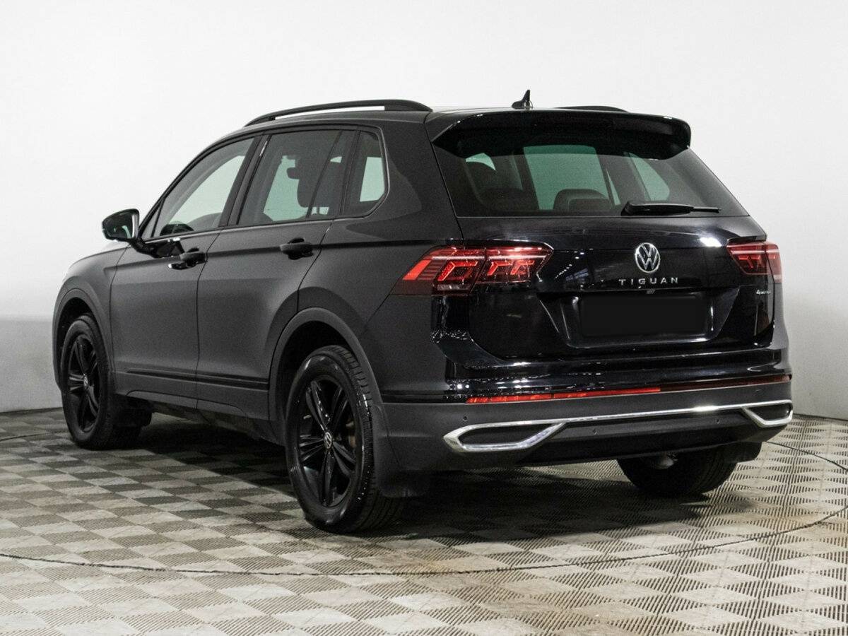 Volkswagen Tiguan с пробегом — 2022 год. Фото: #6