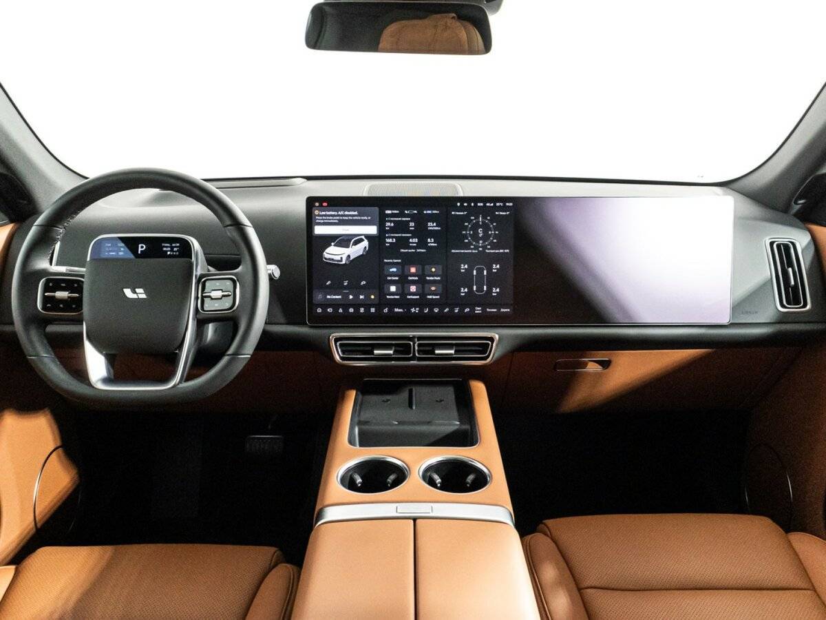 LiXiang L7 с пробегом — 2023 год. Фото: #12