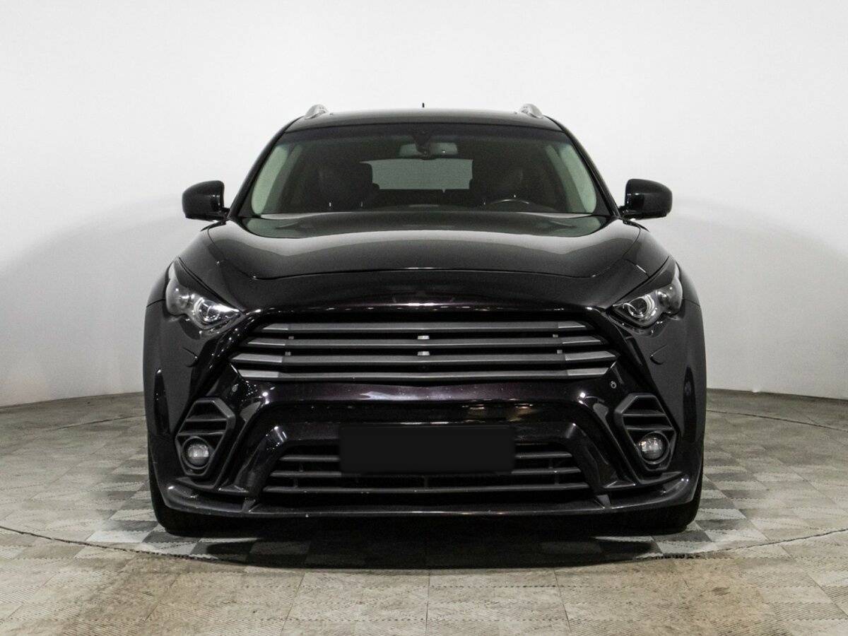 Infiniti QX70 с пробегом — 2014 год. Фото: #1