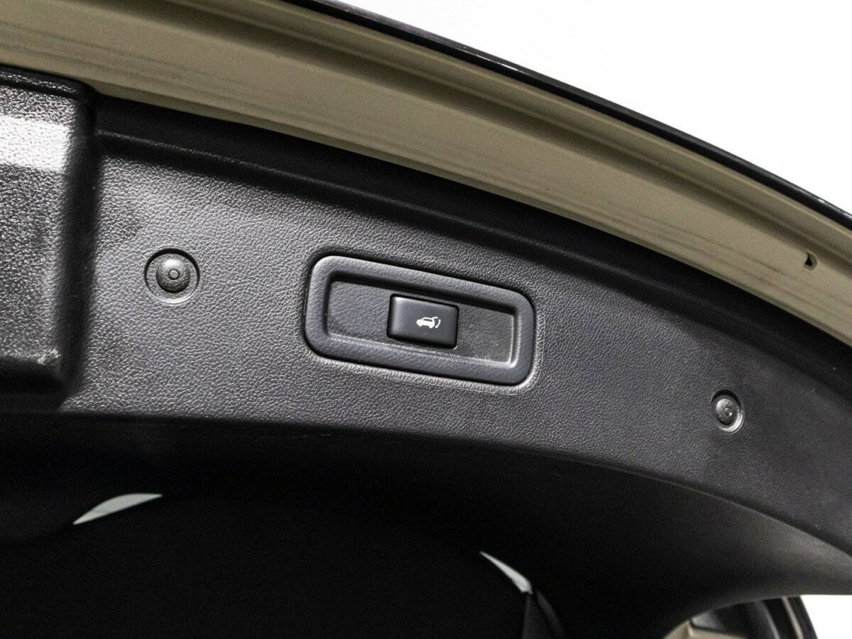 Infiniti QX70 с пробегом — 2014 год. Фото: #15