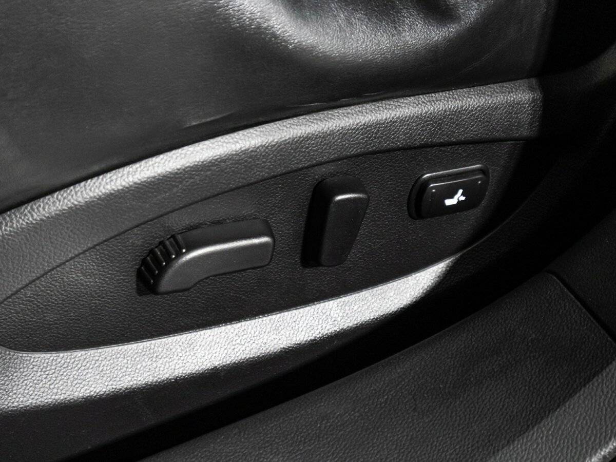 Infiniti QX70 с пробегом — 2014 год. Фото: #16