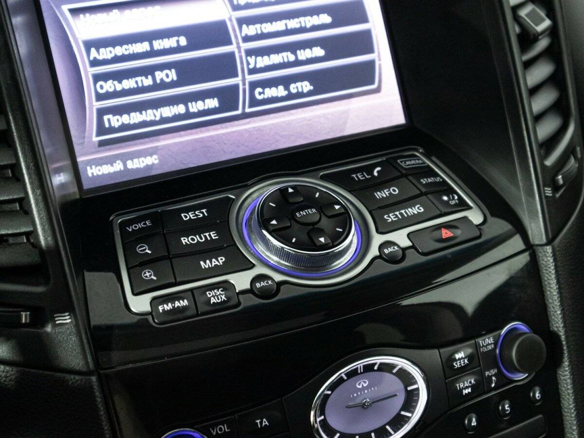 Infiniti QX70 с пробегом — 2014 год. Фото: #22