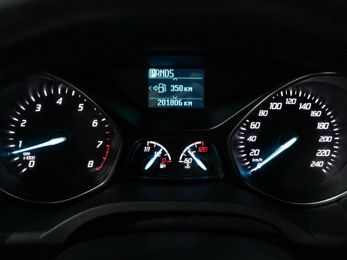 Ford Kuga с пробегом — 2016 год. Фото: #11