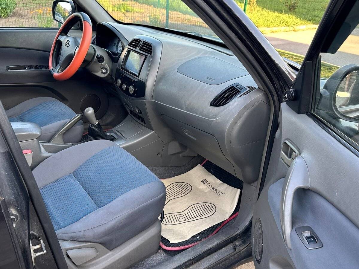 Chery Tiggo (T11) с пробегом — 2007 год. Фото: #9