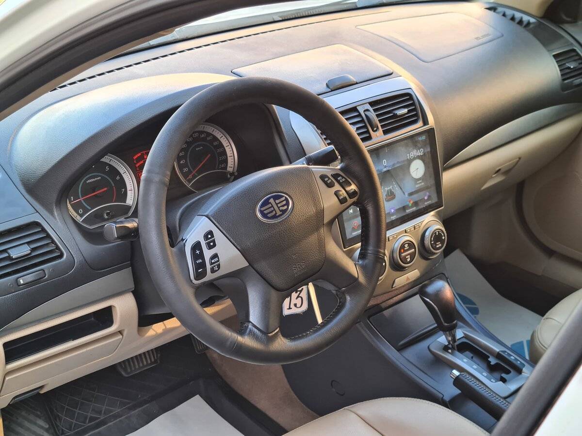 FAW Besturn B50 с пробегом — 2012 год. Фото: #14