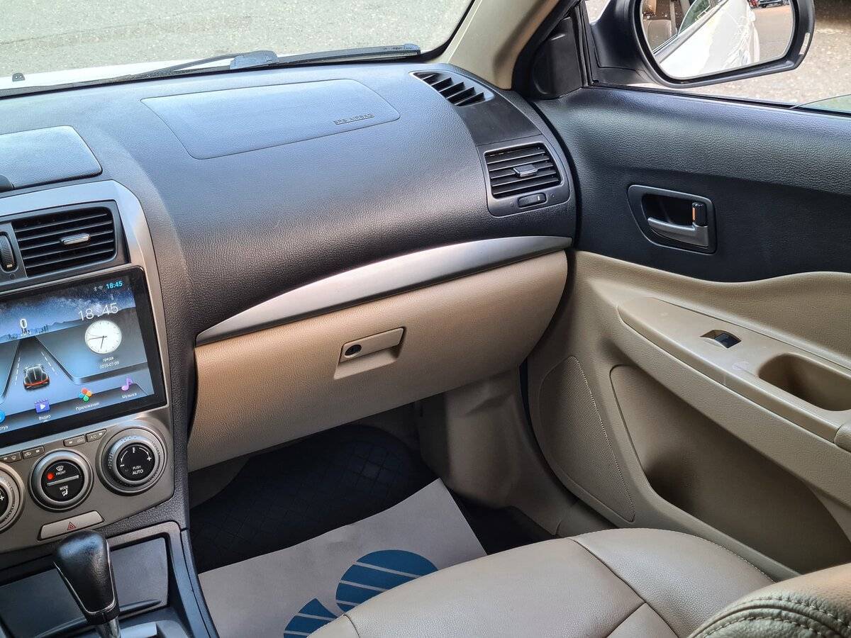 FAW Besturn B50 с пробегом — 2012 год. Фото: #21