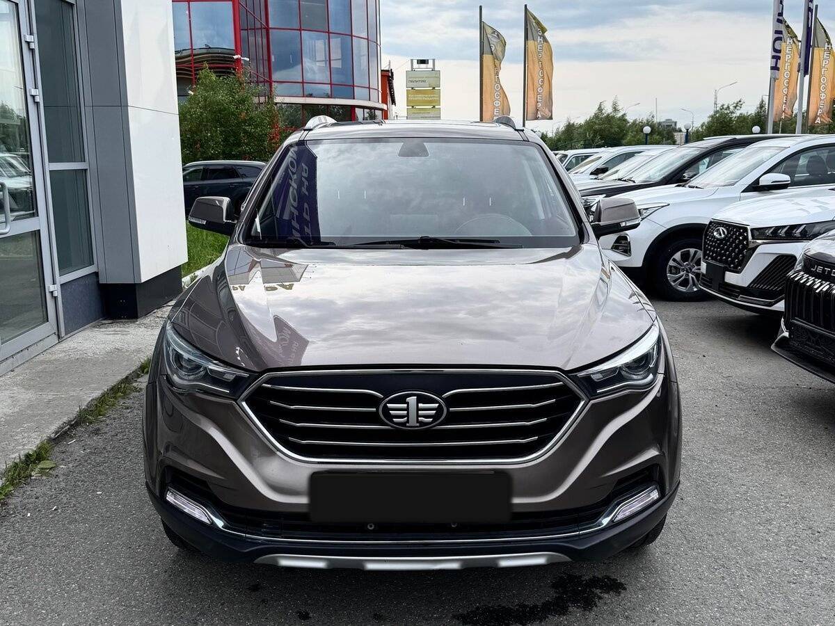 FAW Besturn X40 с пробегом — 2019 год. Фото: #1