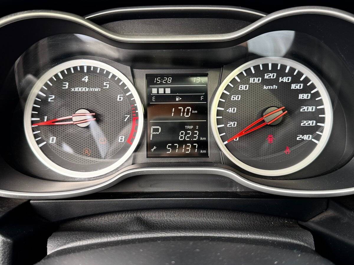 FAW Besturn X40 с пробегом — 2019 год. Фото: #10