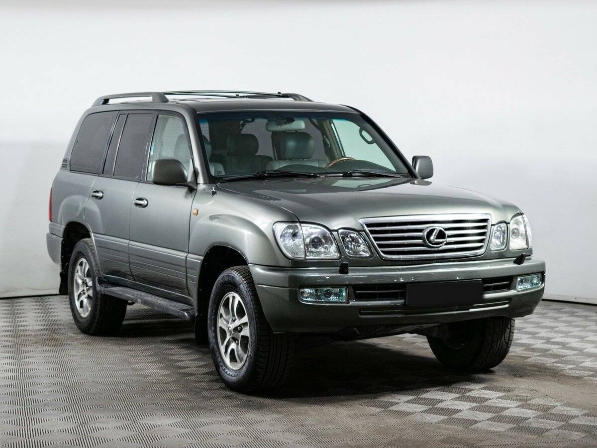 Lexus LX с пробегом — 2006 год. Фото: #2