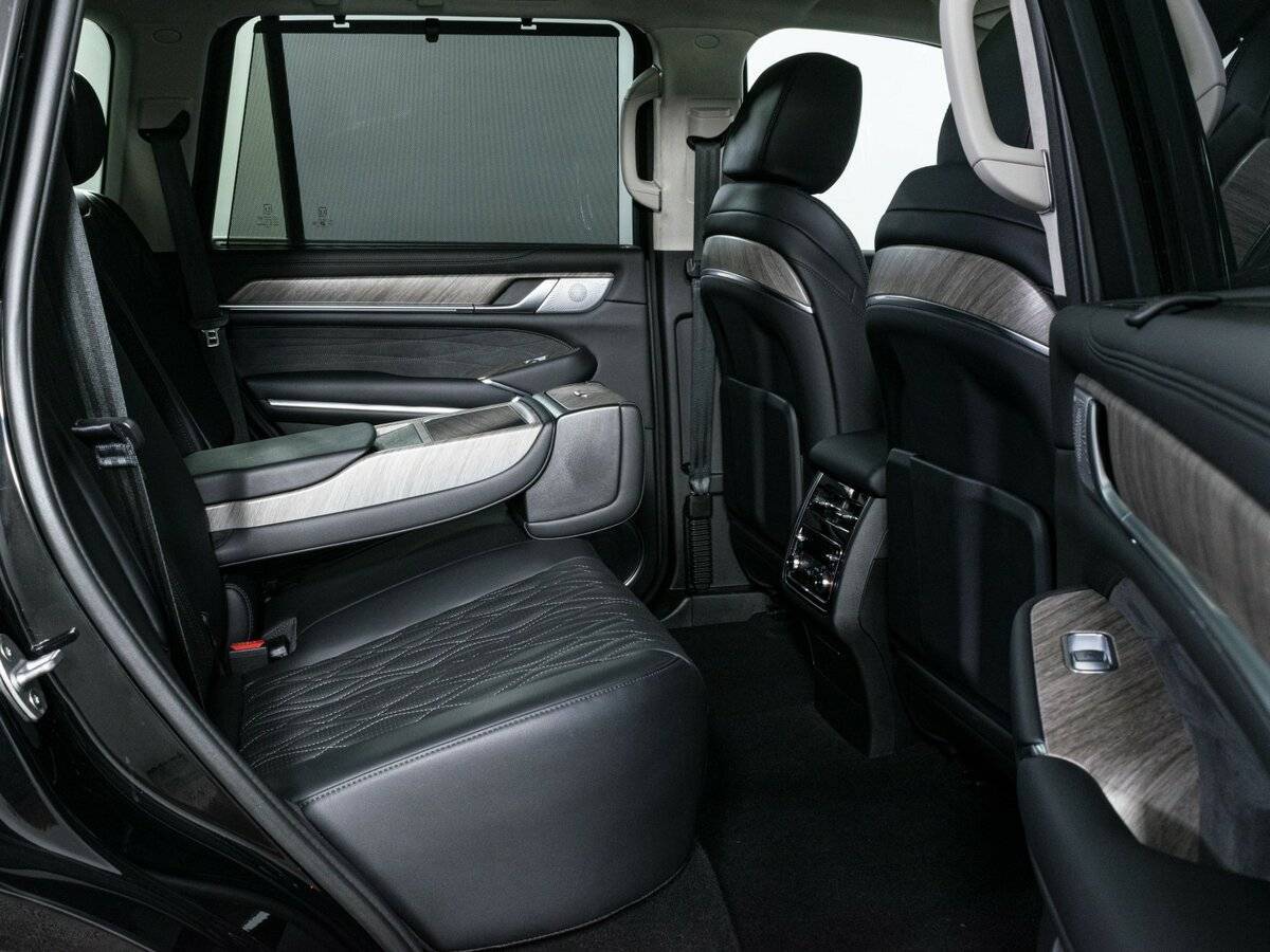 Tank 500 с пробегом — 2023 год. Фото: #12