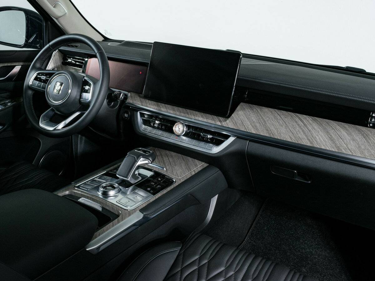 Tank 500 с пробегом — 2023 год. Фото: #9