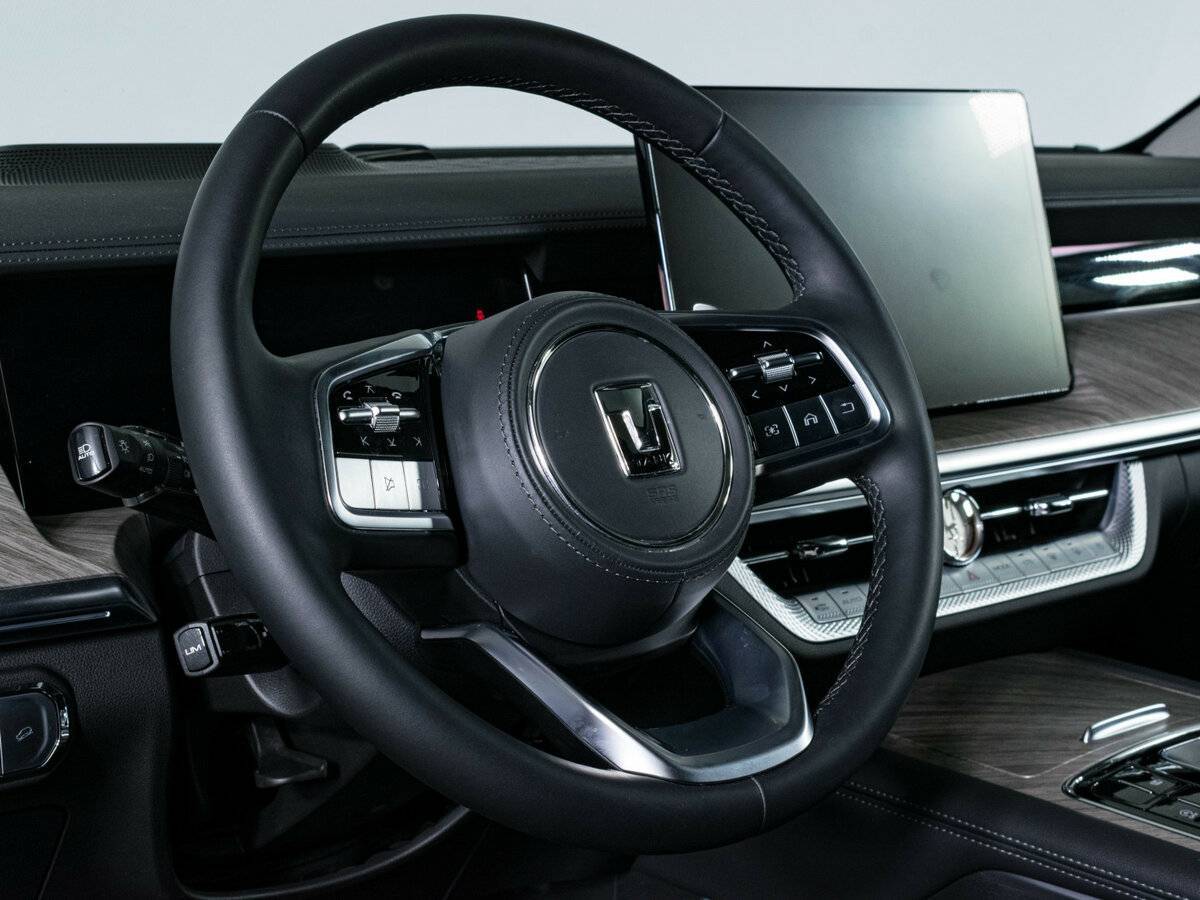 Tank 500 с пробегом — 2023 год. Фото: #16