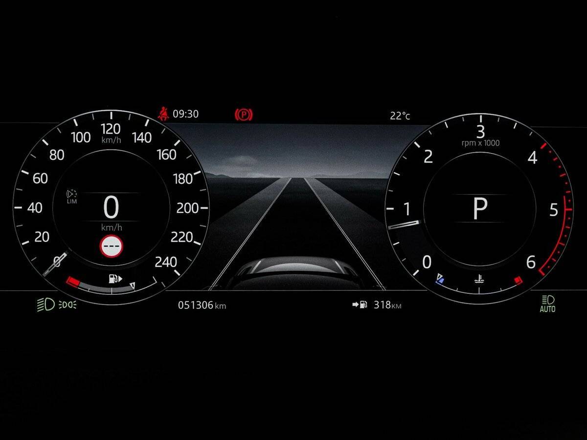 Land Rover Range Rover Velar с пробегом — 2017 год. Фото: #8