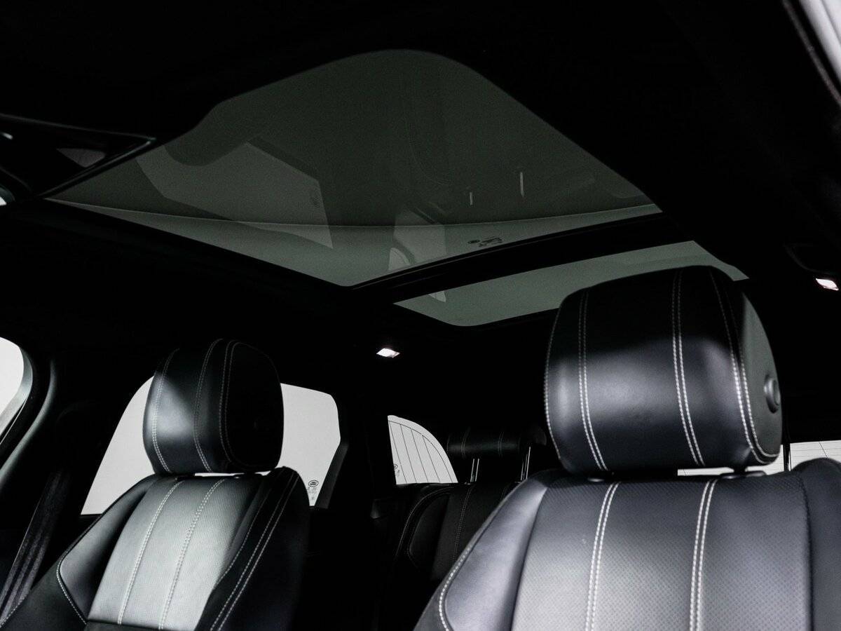 Land Rover Range Rover Velar с пробегом — 2017 год. Фото: #17