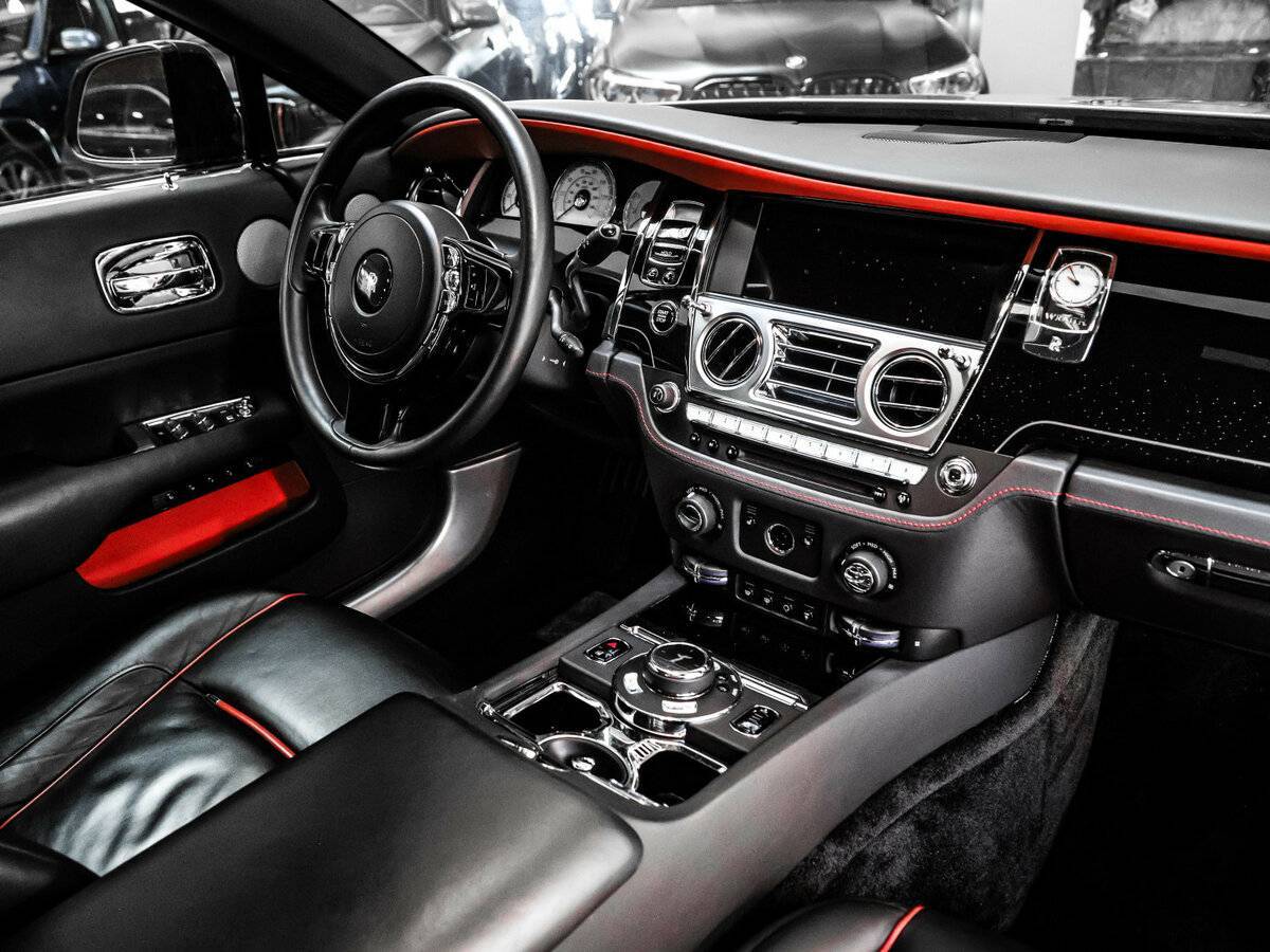 Rolls-Royce Wraith с пробегом — 2018 год. Фото: #22