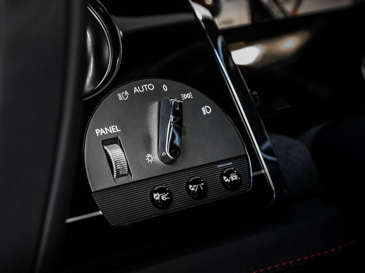 Rolls-Royce Wraith с пробегом — 2018 год. Фото: #26