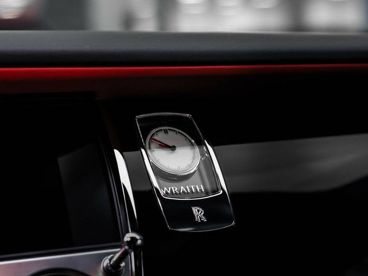 Rolls-Royce Wraith с пробегом — 2018 год. Фото: #30